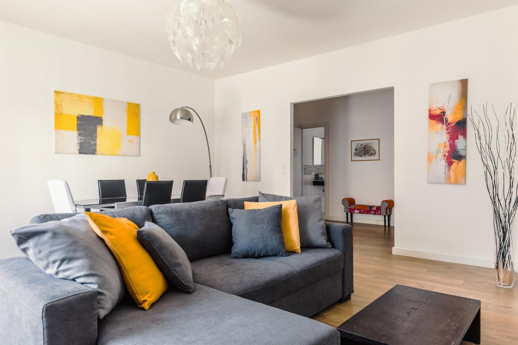 Costanza In Apartamento *